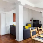 Urban Rooftop - Mitte - A C Apartment