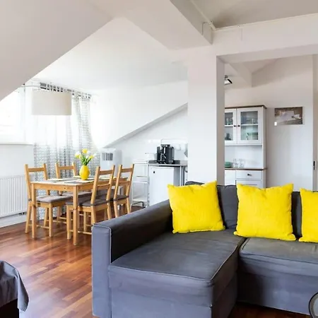 Apartman Urban Rooftop - Mitte - A C